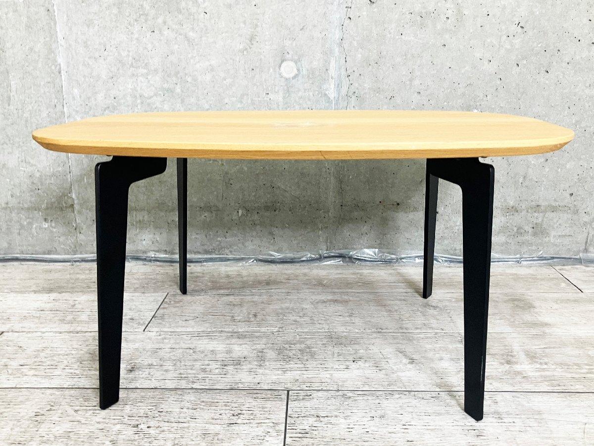 Arne Jacobsen（アルネ・ヤコブセン）正方形のカフェテーブル