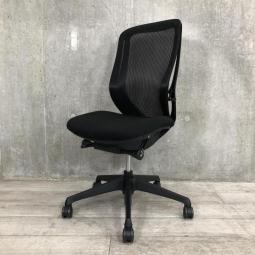 【６脚大量入荷】【定価約11万円】【座り心地の良さと充実の調整機能！高機能メッシュチェア！】■オカムラ製　シルフィ（Sylphy）ハイバック肘無し　■ブラック　オフィスバスターズ　梅田本店