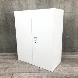 【オフィスの書類をスッキリ整理！取っ手がどの方向からでも開くマルチハンドルが人気！】■オカムラ（okamura）製　レクトラインシリーズ　ローキャビネット　両開き書庫　■ホワイト　■シリンダー錠