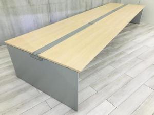 ★8名様で利用可能！★　今はやりのフリーアドレスデスク　オカムラ製　プロユニットフリーウェイ　W4800 D1200 H720　天板カラー:MZF0　フリーウェイ　フリアド　増員　レイアウト変更　移転　拠点開設　木目　ナチュラル　福岡　博多　天神　佐賀　長崎　大分　熊本　宮崎　鹿児島　沖縄