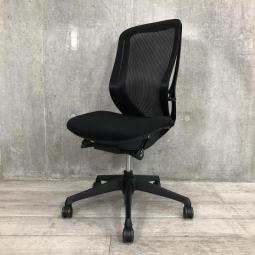 【定価約11万円】【座り心地の良さと充実の調整機能！高機能メッシュチェア！】/オススメ(おすすめ) /人気商品【弊社使用欄：A01013603/A01013604】■オカムラ（okamura）製　シルフィ（Sylphy）　ハイバック肘無　背面メッシュ　ブラック