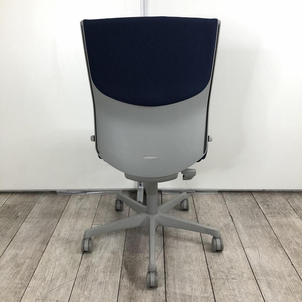 人気カラーの 中古】エスクード オカムラ/okamura 肘無ハイバックチェア デザイン