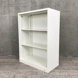【見える化とコスパにフォーカスしたオープン書庫の奥行400㎜タイプ！】■オカムラ（okamura）製　ヴィラージュ（VILLAGE）　　オープン書庫　ローキャビネット　■W800×D400㎜　■ホワイト　■ベース付き