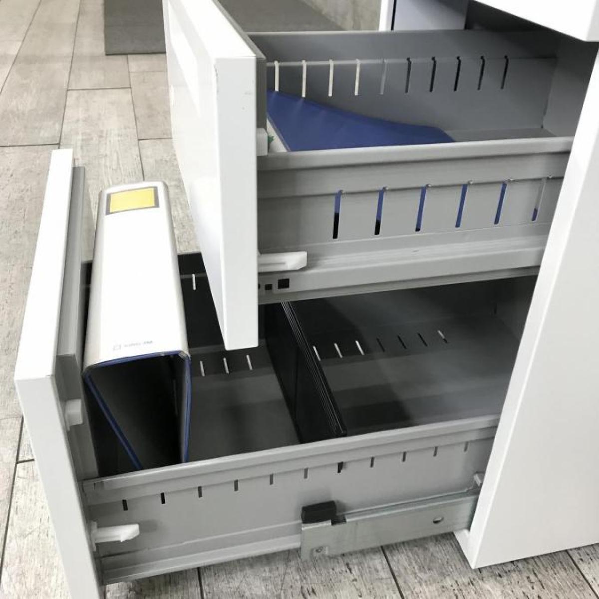 クロネコニャーゴー 新品】WAGON 286531 イナバ/INABA ワゴン3段 249077 - 中古