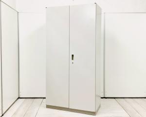 両開き扉型 シリンダー錠 オススメ(おすすめ) 大人気 ・ITOKI/イトーキ ・THIN LINE CABINET/シンラインキャビネット ※横浜本店撮影画像※