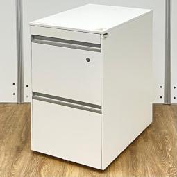 イトーキ製　インクルードシリーズ　ホワイト　H650サイズ　■ホワイト　A4ファイルをしっかり収納！　使いやすさ抜群！　シャープなデザインのキャスター付き！　フリアド用ワゴン　3段ワゴン！！
