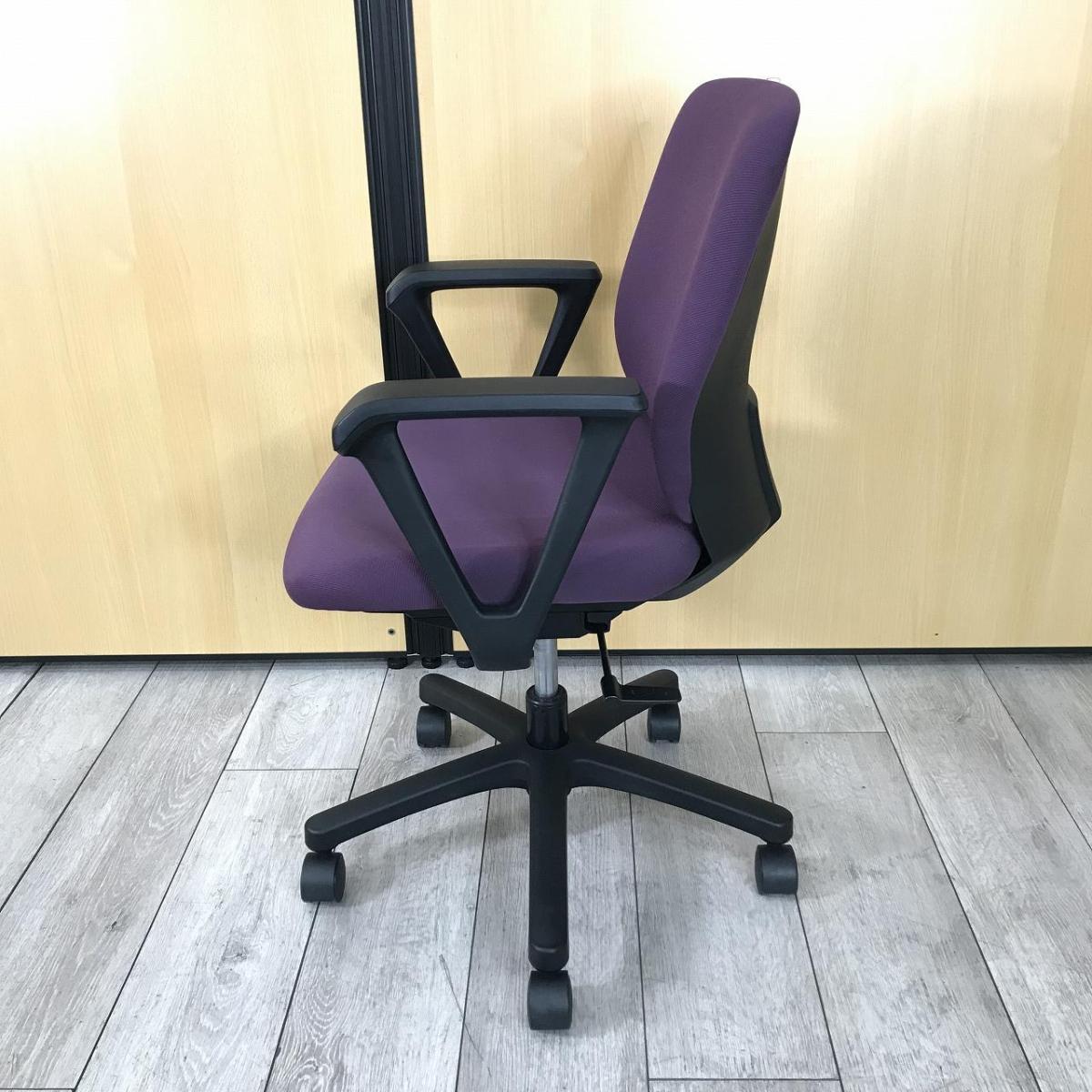 中古】トルテR KZ-240GB-T1X7 イトーキ/ITOKI 肘付ローバック