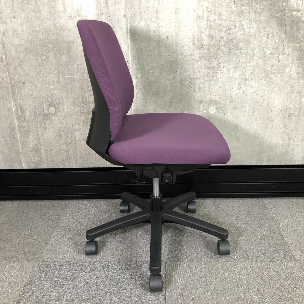 中古】トルテR KZ-240GB-T1X7 イトーキ/ITOKI 肘無ローバック