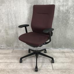 訳アリ品【関東倉庫在庫品】【オフィスにオススメの疲れにくいチェア！】■オカムラ製　コーラル　肘付ハイバックチェア　■ブラウン【弊社使用欄：A00982590】【ECBMC】