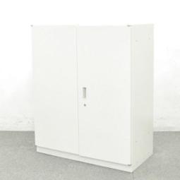 【5台入荷！】【取っ手日焼け有】イトーキ製｜イトーキ製 両開き書庫！！中古 オフィス家具　シンライン　ホワイト　オフィス