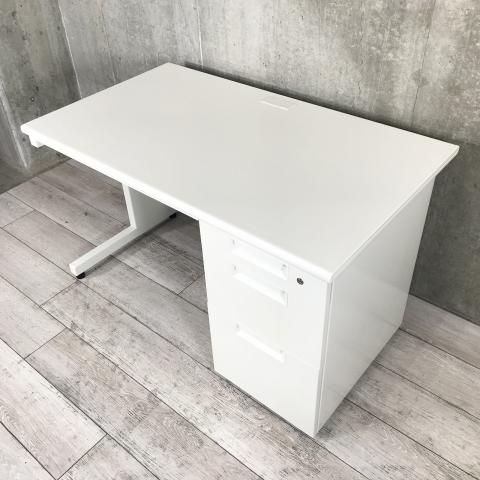 カ*ン様 PLUS プラス　片袖事務机 プラス（PLUS） 片袖机 一覧 - 中古オフィス家具ならオフィス