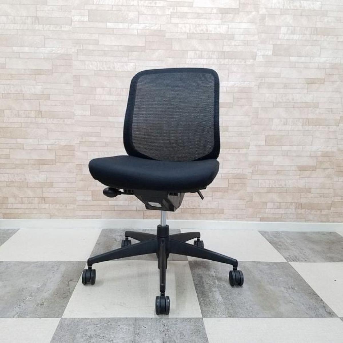 コクヨ製　シロッコシリーズ　ブラックカラー　肘無しローバック　メッシュ　ローコスト　コスパ　コストパフォーマンス　低コスト　拠点開設　起業　移転
                        シロッコ
                                    中古
            