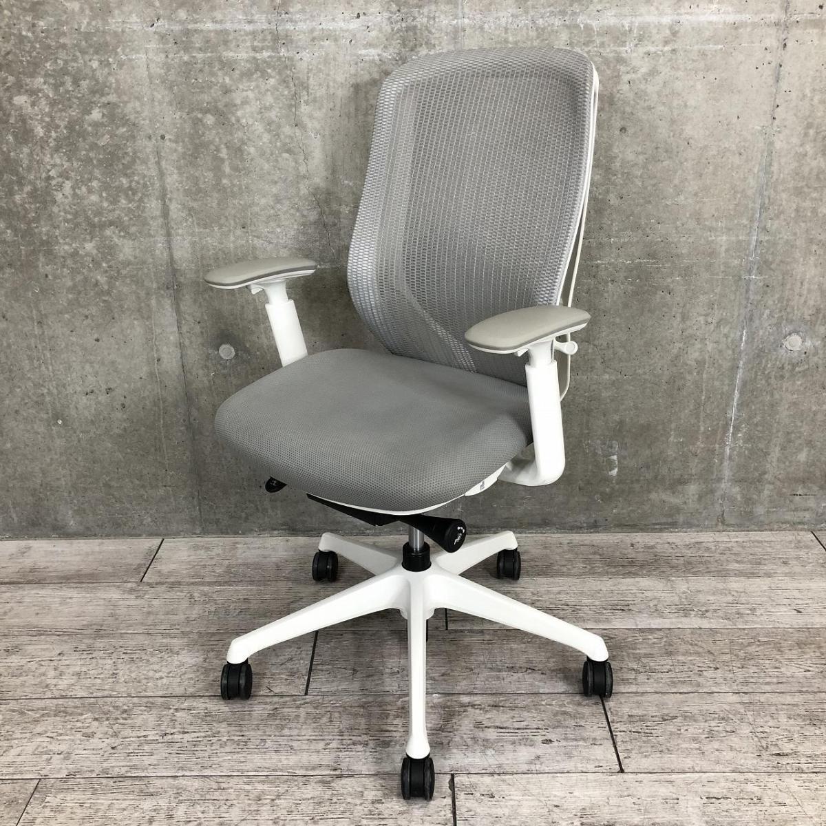 中古】シルフィーメッシュ C686XW FMR3 オカムラ/okamura 肘付