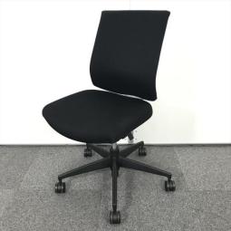 【14脚入荷】コクヨ　ウィザード３　ブラック　肘無　ホワイトフレーム　オフィス　自宅　リモート　在宅