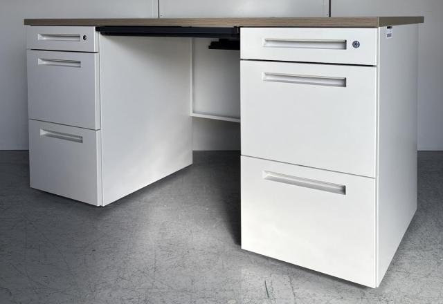 オフィスデスク・事務机の通販 - 中古オフィス家具ならオフィス