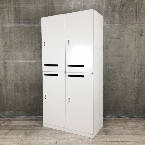 【シンプルデザインでどんなオフィスにもマッチ！フレキシブルな働き方に対応！】■4人用更衣ロッカー　W900×H1810㎜　■メール投函口付　■シリンダー錠　■ホワイト【弊社使用欄：A01002361】