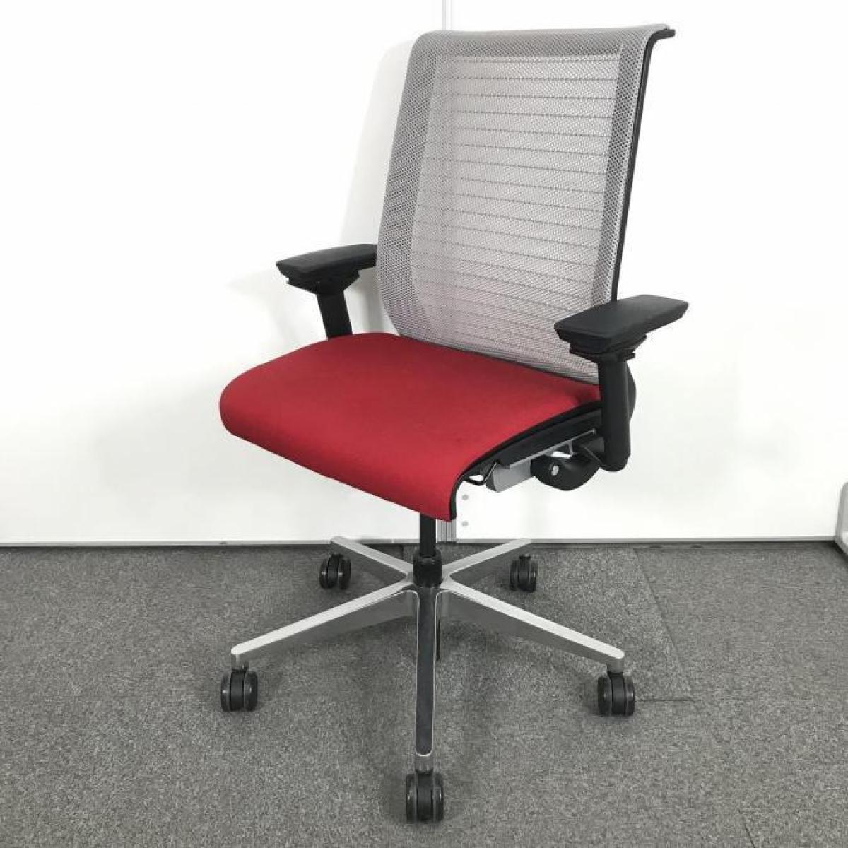 【在庫入替セール品！】ワイヤー構造とメッシュ仕様が体にフィット！自動調整機能で快適な座り心地！まさに考えるイス！
■スチールケース/シンクチェア（THINK）/レッド 可動肘付　■スタイリッシュで上質なデザイン！
                        シンクチェア（2014年以前モデル）
                                    中古
            