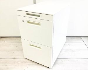 【フリーアドレスデスクのお供におすすめ！】いまなら数がそろう！/オススメ(おすすめ) /人気商品【弊社使用欄：A01013199】■コクヨ　3段キャスターワゴン　GT　ホワイト