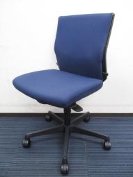 ★福岡倉庫品★オカムラ製のオフィスチェア【エスクード/ローバック】が入荷しました！　＊福岡市で、中古オフィス用品・オフィス家具をお探しなら「オフィスバスターズ福岡南店」へ＊福岡でのオフィス用品一式ご手配可能！