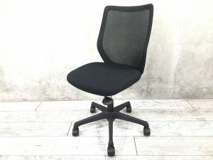 【在庫入替セール】【訳アリ商品】■オカムラ　CG-M　ブラック　メッシュ【破れあり】