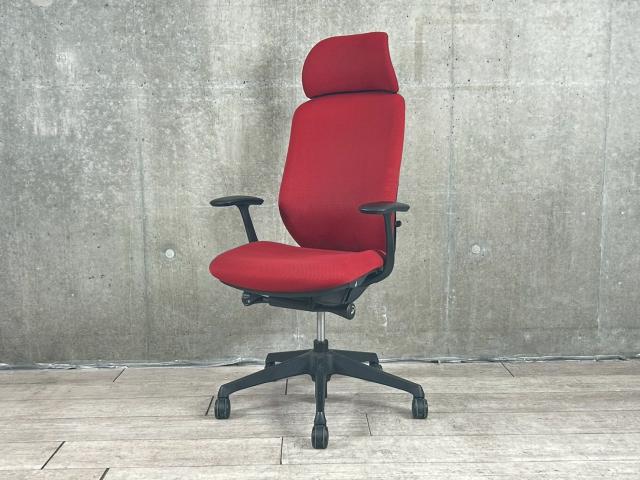 【オカムラ製トップクラスのチェアです！】☆人気のヘッドレスト付！数量限定入荷！【新感覚のオフィスシーティング！】■オカムラ　シルフィーチェア　デザインアーム付　レッド　エクストラハイバック仕様【管理番号：A01011455】