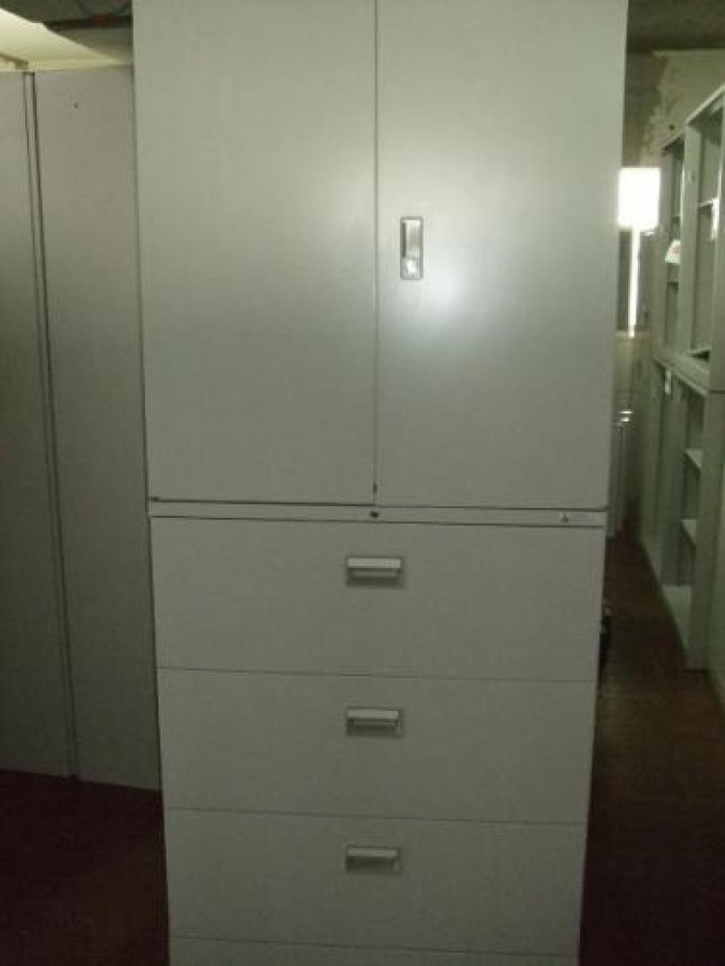 ☆★　オカムラ　上下書庫セット　上/両開き　下/３段ラテラル　☆★
                                    中古
            