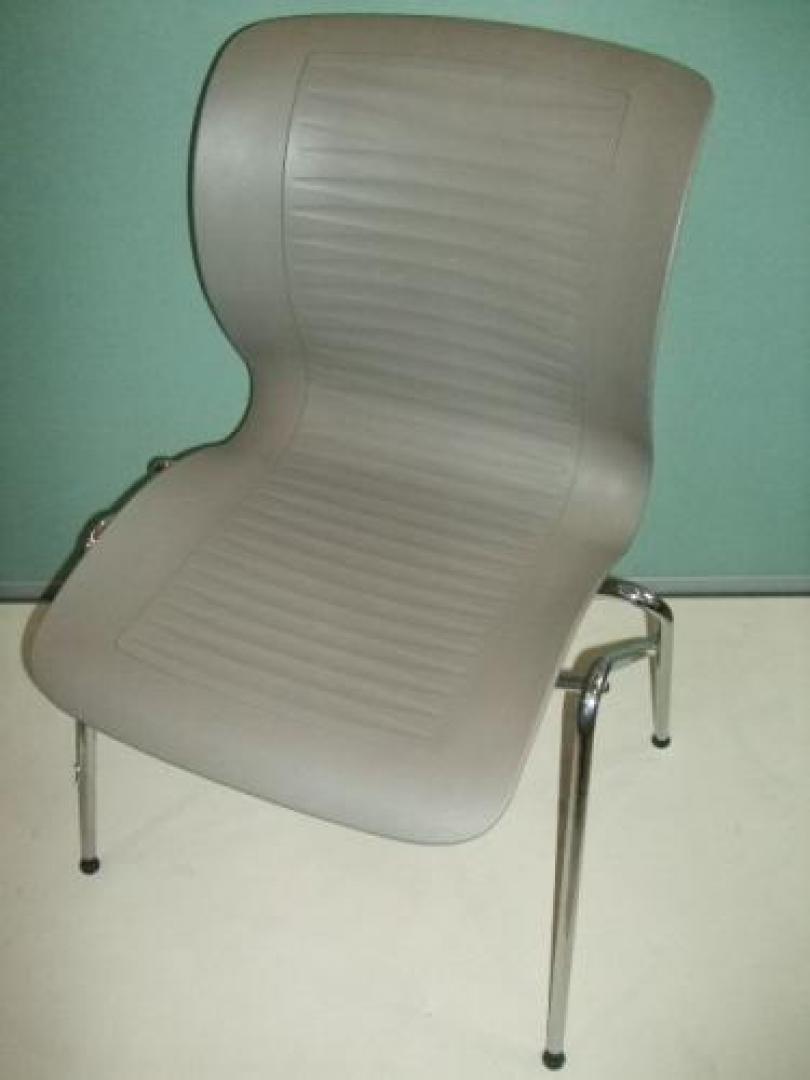 ☆★　Ｆｒｉｔｚ　Ｈａｎｓｅｎ　チェア　【ウィンターセール】　☆★【会議チェア】
                                    中古
            