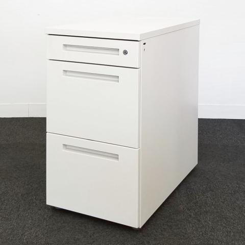 【中古】CZR  イトーキ（ITOKI） 脇机3段