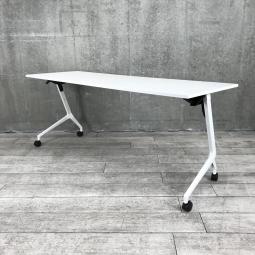 【定価約6万円】【折り畳み収納可能！キャスターでフレキシブルに移動！】■イトーキ（ITOKI）　スレント　サイドスタックテーブル　ミーティングテーブル　■ホワイト　■幕板無し　■キャスター付き