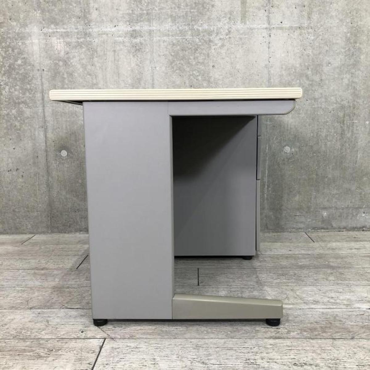 中古】CZデスク イトーキ/ITOKI 片袖机 520233 - 中古オフィス