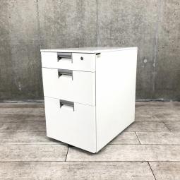 【在庫入替セール品】【スタイリッシュデザインのデスクインワゴン！フリアドデスクや平机の収納力アップに！】■イトーキ（ITOKI）　CXワゴン　デスクインワゴン　3段ワゴン　■高さ605㎜　■ホワイト　■シリンダー錠【弊社使用欄：A00982719】