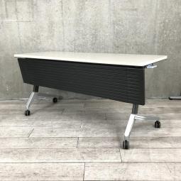 【使い方は自由自在！】■コクヨ製　サイドスタックテーブル　幕板パネル付　W1500×D600×H700mm　ナチュラルグレー