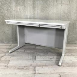 【配線処理可能な定番平机が入荷！コンパクトな幅1100㎜サイズ！】■オカムラ（okamura）　SD-Vシリーズ　引き出し付　■ニューグレー