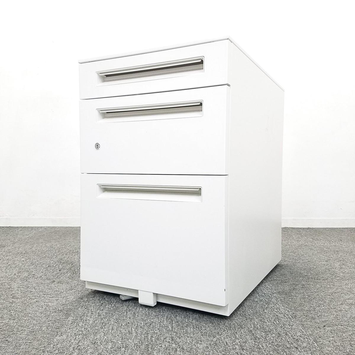 【1台限定入荷】　内田洋行　STワゴン　ホワイト　オフィスバスターズ　梅田本店
                        STワゴンシリーズ
                                    中古
            