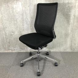 【博】【背面メッシュ仕様の人気チェア☆】■オカムラ　コーラルチェア　ハイバック　背面メッシュ　可動肘　オフィスチェア　会議用　福岡　博多　天神　オフィスバスターズ
