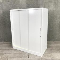 【スライド引き戸だから開閉スペースに困りません！】【人気のホワイト書庫！】■okamura（オカムラ）製　レクトラインシリーズ　3枚戸タイプ　引き違い書庫　■色：ホワイト　■シリンダー鍵　【上下連結可能！】