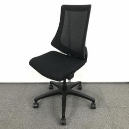 【人気のメッシュチェアでコスパ◎】◆イトーキ製　エフ　肘無　ブラック　背面メッシュ　リクライニング　博多　天神　中古　九州最大級　オフィスバスターズ