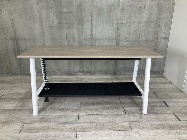 Steelcase（スチールケース） テーブル 一覧 - 中古オフィス家具