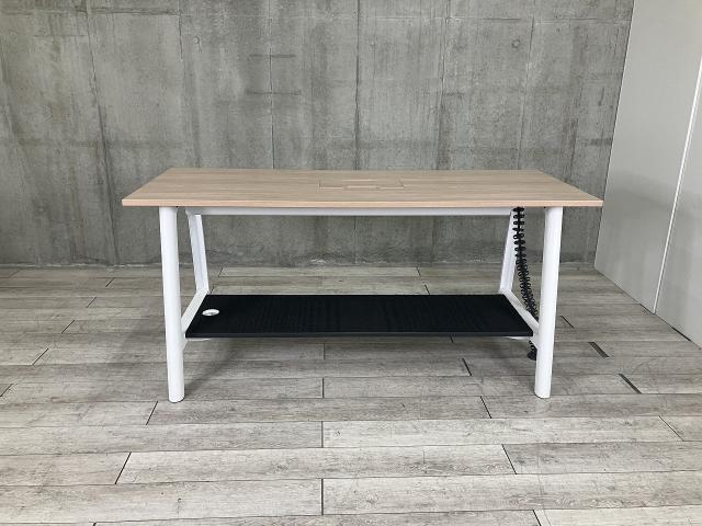 Steelcase（スチールケース） テーブル 一覧 - 中古オフィス家具
