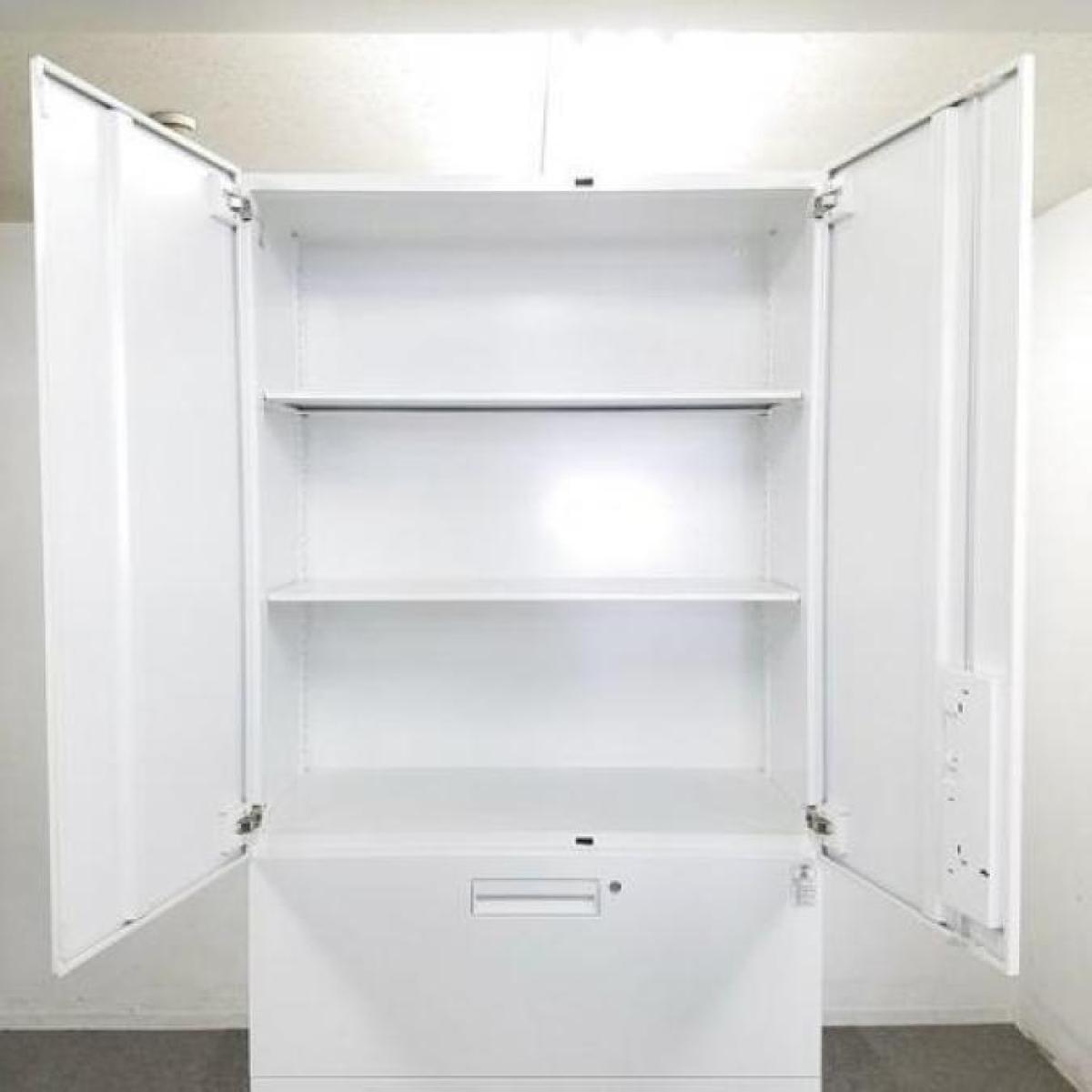 【ファッション好きが選ぶ人気ブランドランキング】 中古】エディア ハイキャビネット／両開き＋3段 コクヨ/KOKUYO オフィス家具