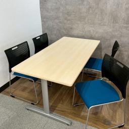 【南】【セット品】【4名用応接・ミーティングテーブルセット】が入荷しました！　＊熊本市で、中古オフィス用品・オフィス家具をお探しなら「オフィスバスターズ熊本サテライト店」へ＊※サテライトは商談スペースのみの為、在庫は福岡南店の在庫を掲載しております