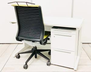 【セット商品（デスク×１台/ワゴン×１台/チェア×１脚）】平デスク 疑似片袖デスク オススメ(おすすめ) 大人気 ・ITOKI/イトーキ ・CZR/シーゼットアール ※横浜本店撮影画像※