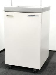 明光商会製のシュレッダー【IDシリーズ/ID431CP】が入荷しました！＊福岡市拠点の「オフィスバスターズ福岡南店」は、福岡はもちろん、岡山・広島エリアにも対応しています。中古オフィス家具・チェア・デスク・複合機など一式手配可能。各地に特化した在庫とワンストップ対応で、起業・移転・レイアウト変更にしっかり対応し、岡山・広島でも安心の選択肢をご提供します。＊