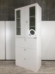 【西】★納品・設置に関してご気軽にお問い合わせください！！！★【福岡西店在庫】【大人気のガラス扉書庫が入荷！引き出し書庫とのセット商品！これ1台で書類整理の問題が解決！】■オカムラ(okamura)製　レクトライン　書庫セット　ガラス扉両開き＋３段ラテラル　ハイキャビネット　■ホワイト　■シリンダー鍵【熊本オフィス家具】【熊本中古家具】【中古事務什器】【中古チェア】【中古椅子】【半導体】