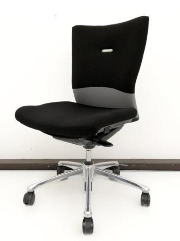 【中古】フィーゴチェア  オカムラ（okamura） 肘無ミドルバックチェア