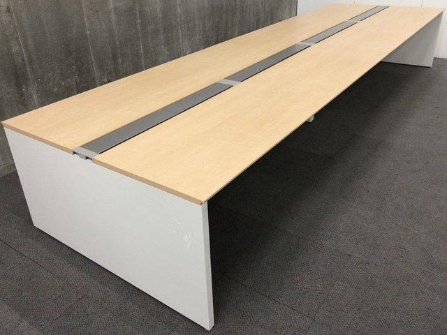 フリーアドレスデスク(UCHIDA) 280 x 120cm （定価29万円）