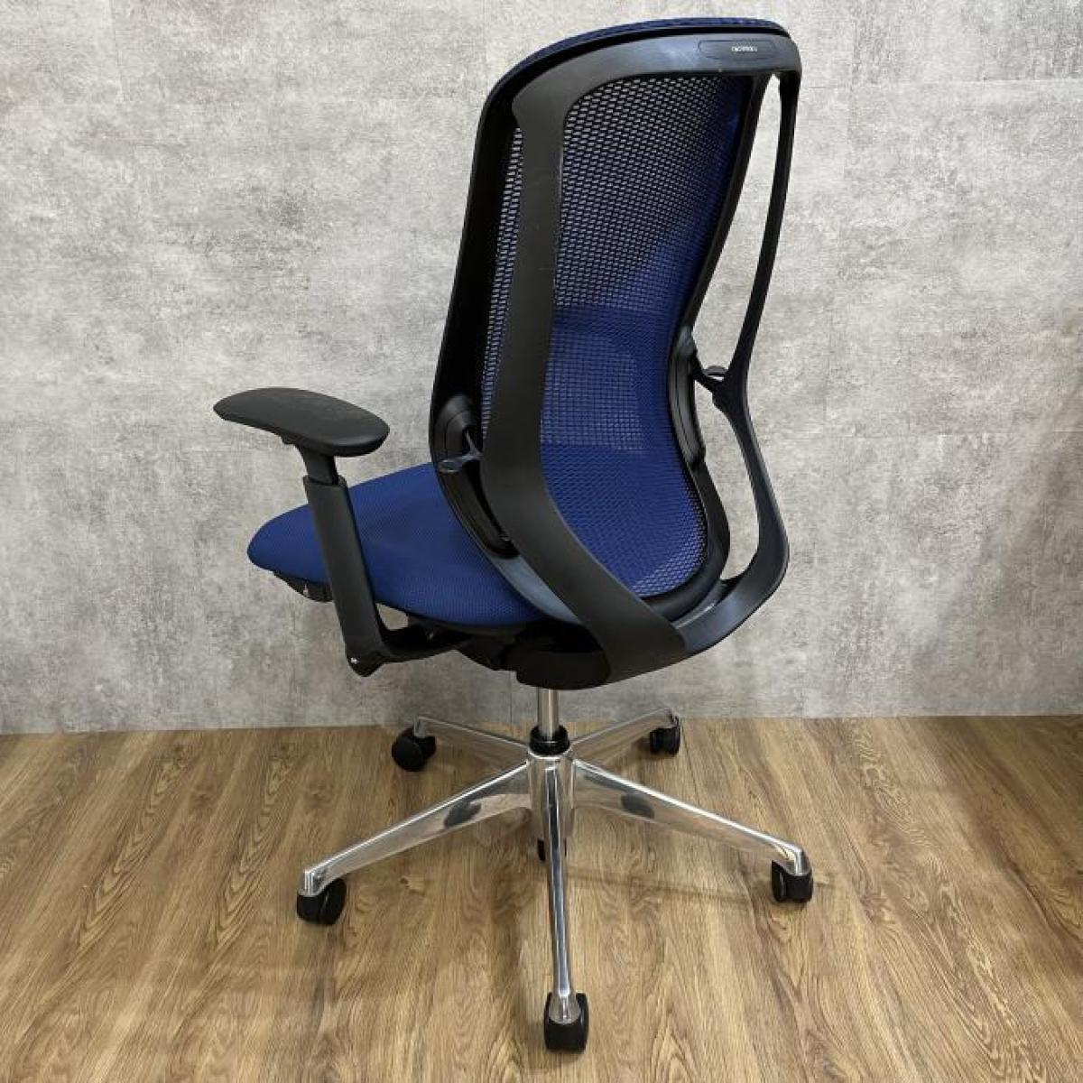 bm　オカムラ　シルフィーチェア　前傾機能　ハイバック　メッシュタイプ　中古 中古】シルフィーメッシュ オカムラ/okamura 肘付ハイバック