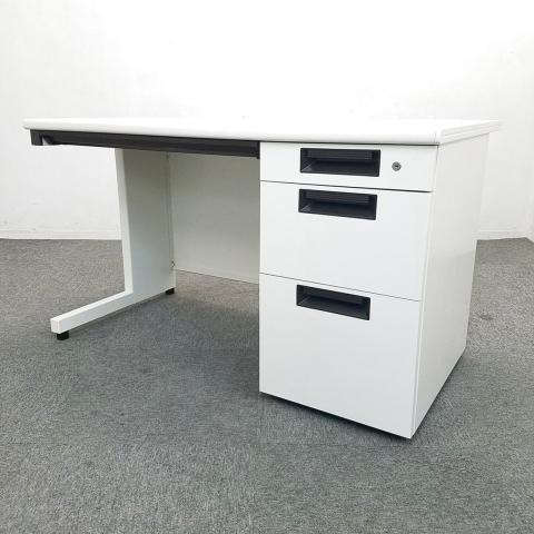 カ*ン様 PLUS プラス　片袖事務机 プラス（PLUS） 片袖机 一覧 - 中古オフィス家具ならオフィス