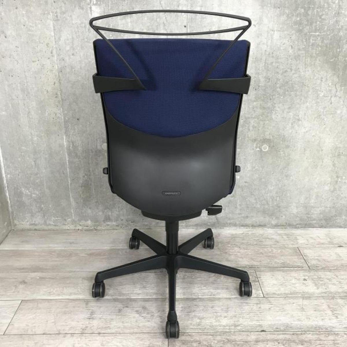 【中古】 Abuse Me シルヴァーチェアー 中古】エスクード C435ZR-FFW4 オカムラ/okamura 肘無ハイバック