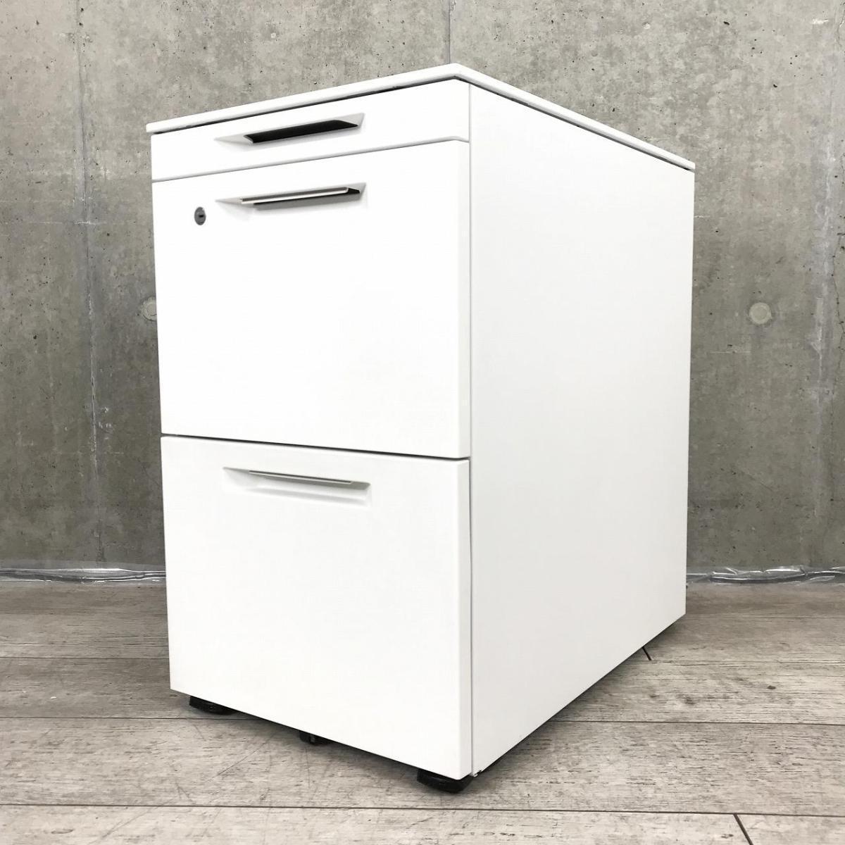 【キャスター付きワゴン入荷！】■コクヨ ISシリーズ　3段ワゴン　【AD】
                        iS
                                    中古
            